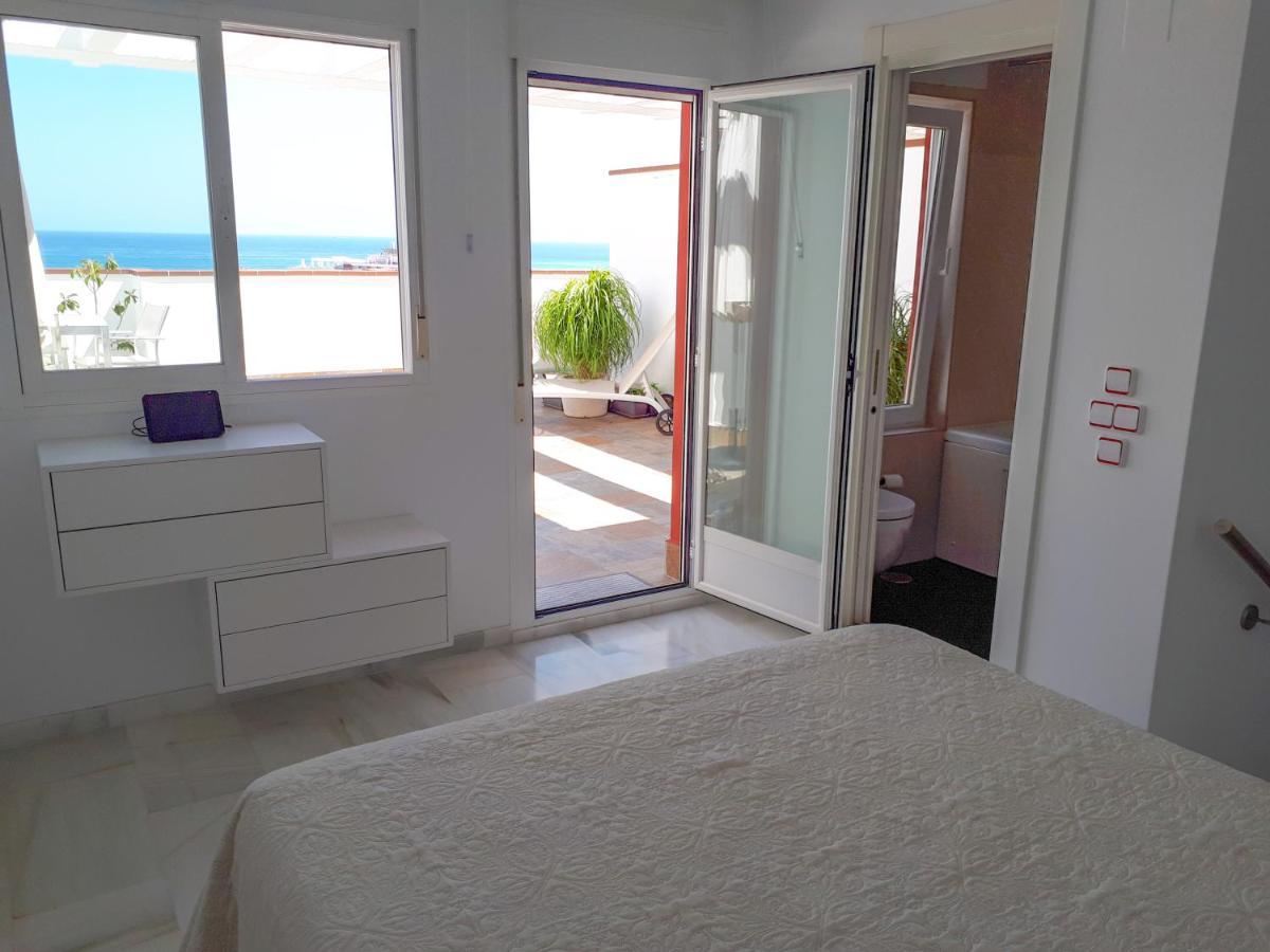 Atico Duplex Con Vistas Al Mar. Dos Plazas De Garaje Apartamento Torremolinos Exterior foto