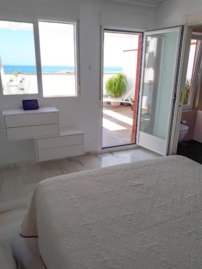 Atico Duplex Con Vistas Al Mar. Dos Plazas De Garaje Apartamento Torremolinos Exterior foto