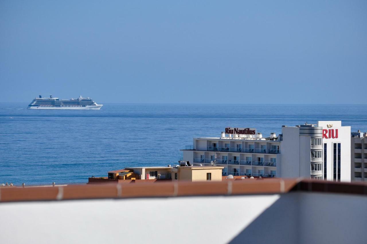 Atico Duplex Con Vistas Al Mar. Dos Plazas De Garaje Apartamento Torremolinos Exterior foto