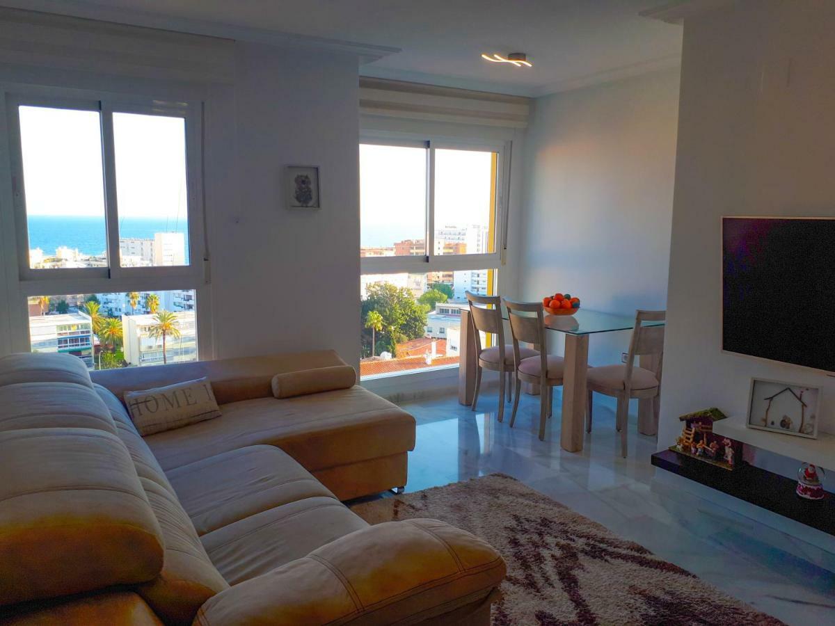 Atico Duplex Con Vistas Al Mar. Dos Plazas De Garaje Apartamento Torremolinos Exterior foto